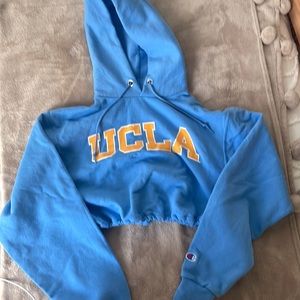 Ucla cropped champion hoodie